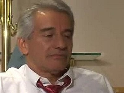 My best friend paye me to screw his hot wife