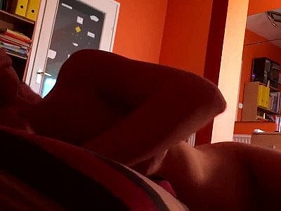 18 Years old Tinder date gives superb head and rides 720p