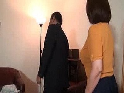 I became obsessed with mom of my milf