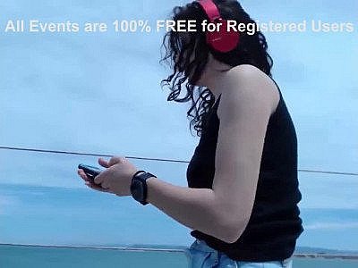 I Like Playing with My Vagina on the Beach - LIVE