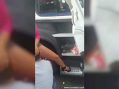 Blonde milf cunt is so sweet it needs sucking