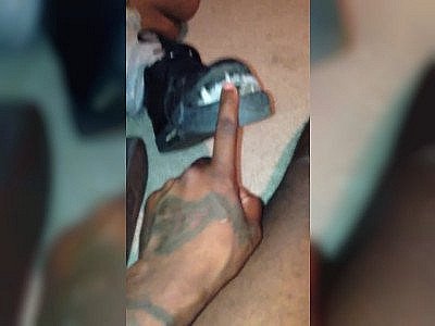 Hell Nah: Girl Gives Neck To Man With Talking Shoes!