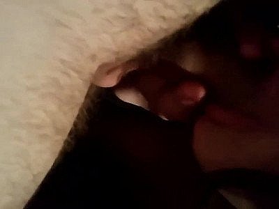 Chick with sexy lips gets cum all over her...