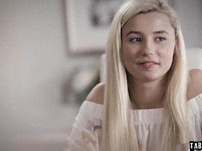 This momma and dauther scene is just unbelievably perfect HD