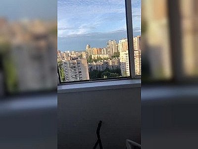 curvy wife sucking on penis on periscope