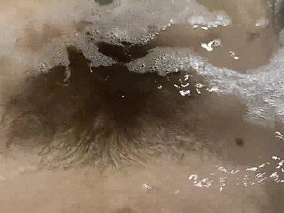 Hairy vagina underwater closeup fetish video