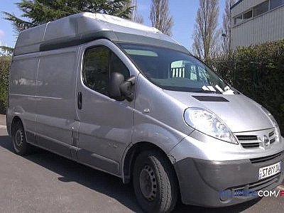 Redhead meter maid gets drilled in the truck