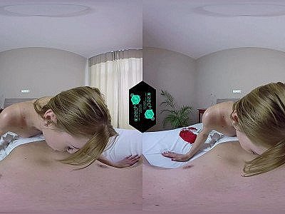 Victoria Daniels is a smoking hot girl