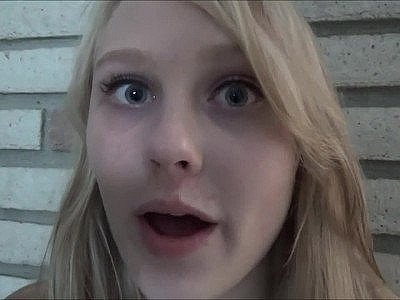 Young step sister blows in the bathroom and gets banged