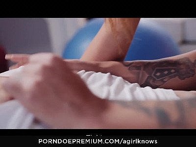 A chick knows - venezuelan venus afrodita enjoys honey lesbian sex w... HD