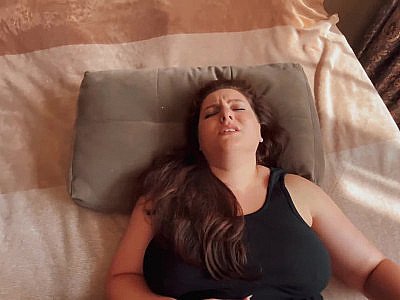 Mature Cums Brightly. Filled with Sperm the Chest and Face of a Gorgeous Girl. Tina Redangel